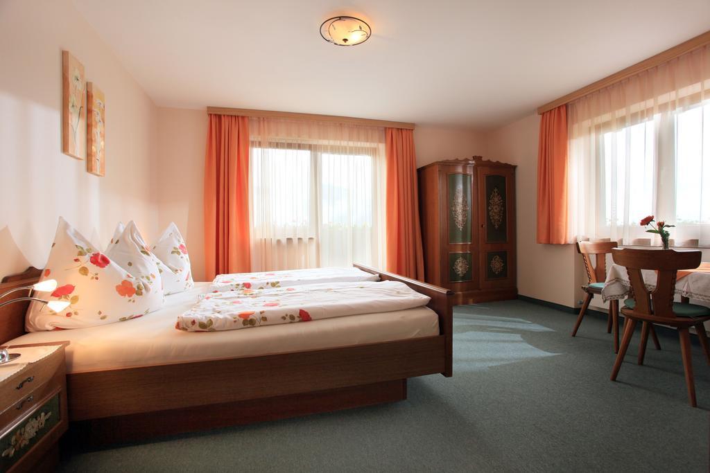 Haus Glanzern Apartment Westendorf Room photo